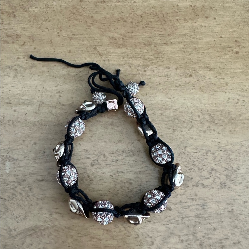 Skull Bracelet with Swavorski crystals